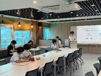 1학년 글로벌 이슈 포럼 활동 사진